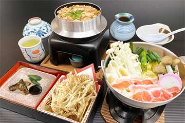 <千葉・津田沼・松戸発>なんと『60分間』伊豆のいちご狩り食べ放題&約400本の『かんなみ河津桜まつり』9,400円~9,900円2